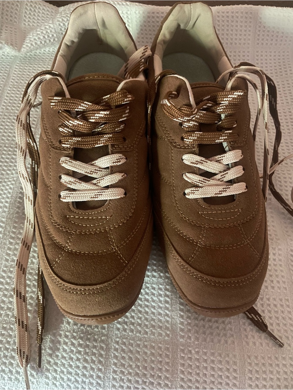 Women’s Casual Brown Faux Suede Sneakers